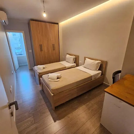 Apartamento My 3 Zogu Zi